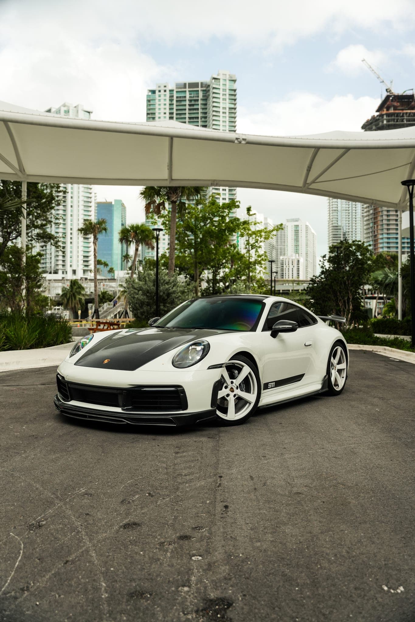 Porsche 911 Carrera S, Carrara White, photo 1 of 7