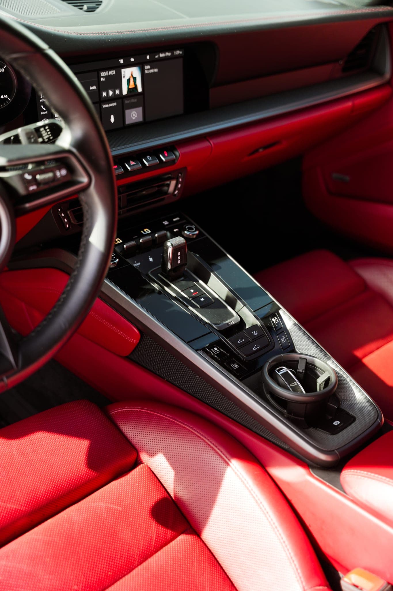 Porsche 911 Carrera S, Carrara White, photo 2 of 7