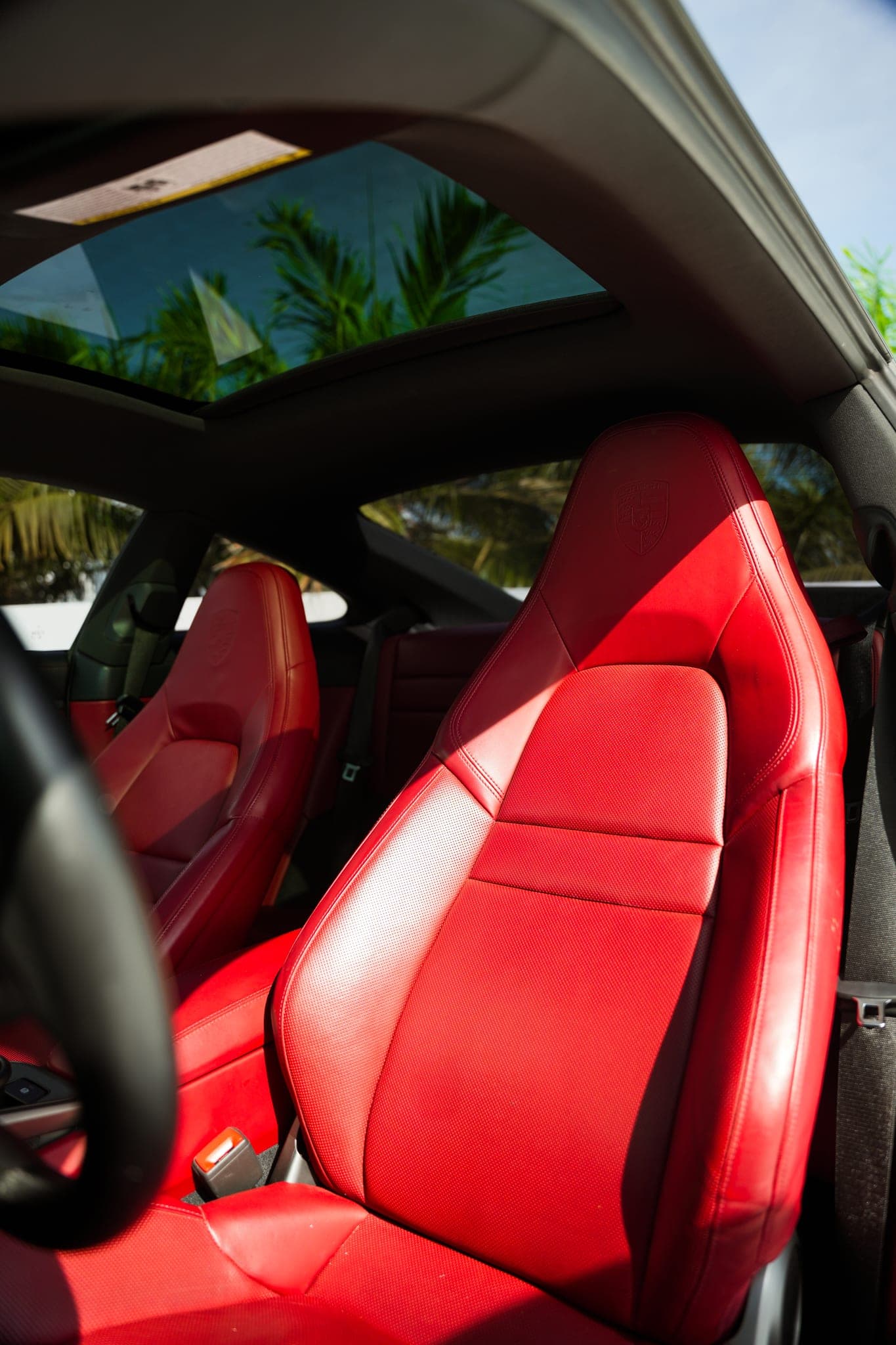 Porsche 911 Carrera S, Carrara White, photo 4 of 7