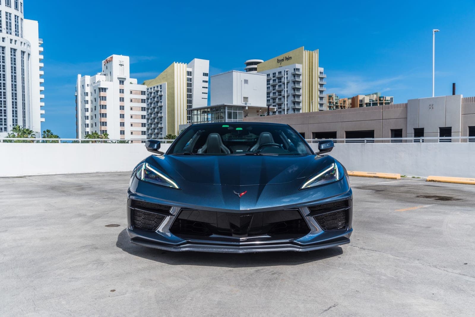 Chevrolet Corvette C8, Hypersonic Grey, photo 2 of 7