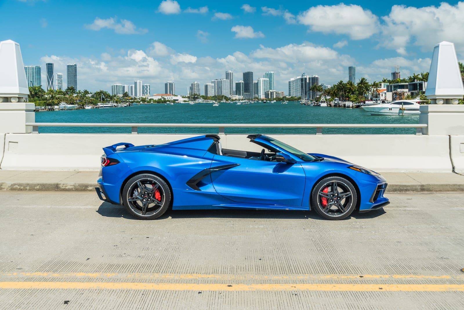 Chevrolet Corvette C8 Z51, Rapid Blue, photo 3 of 7