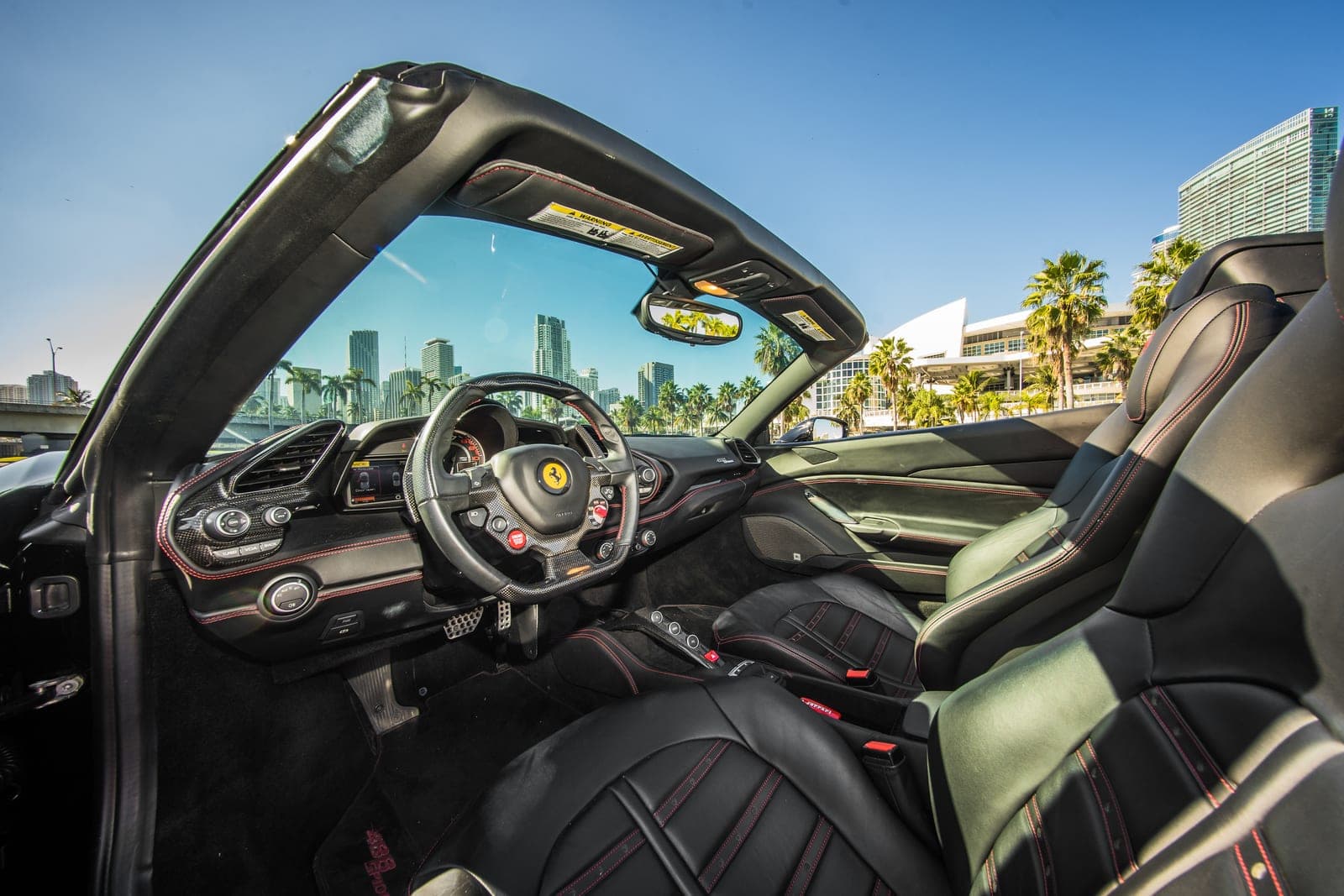 Ferrari 488 Spider, Nero Daytona, photo 7 of 8