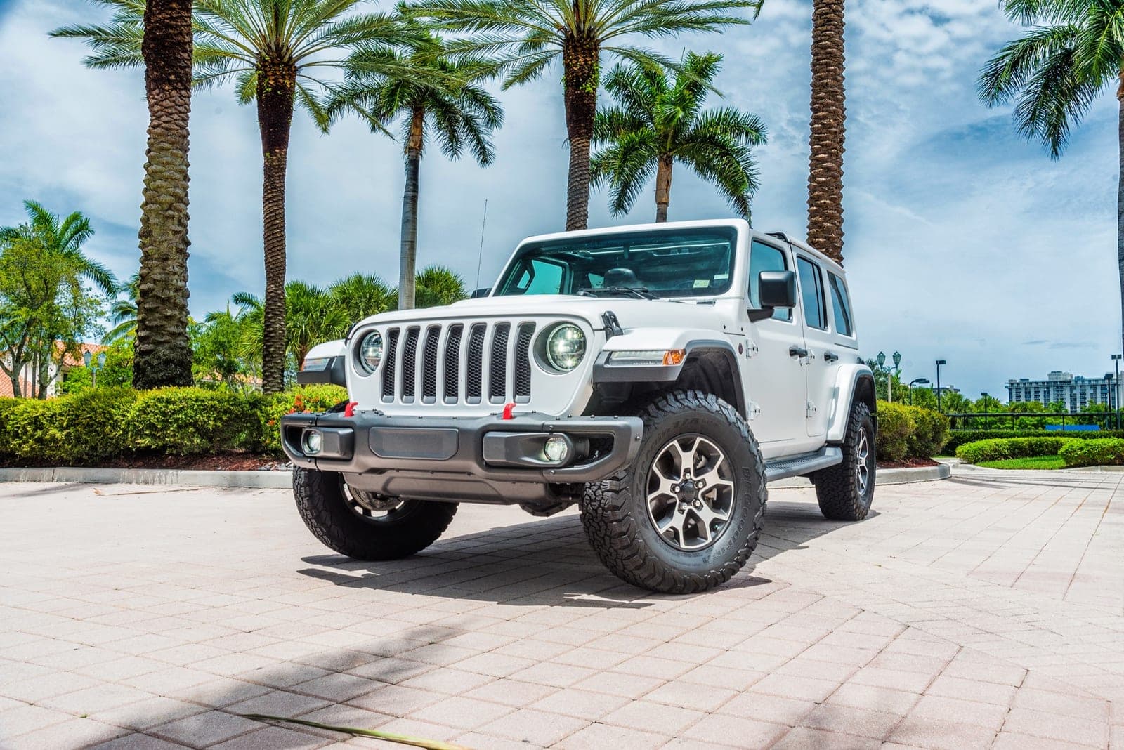 Jeep Wrangler JL, White Wrap, photo 1 of 9