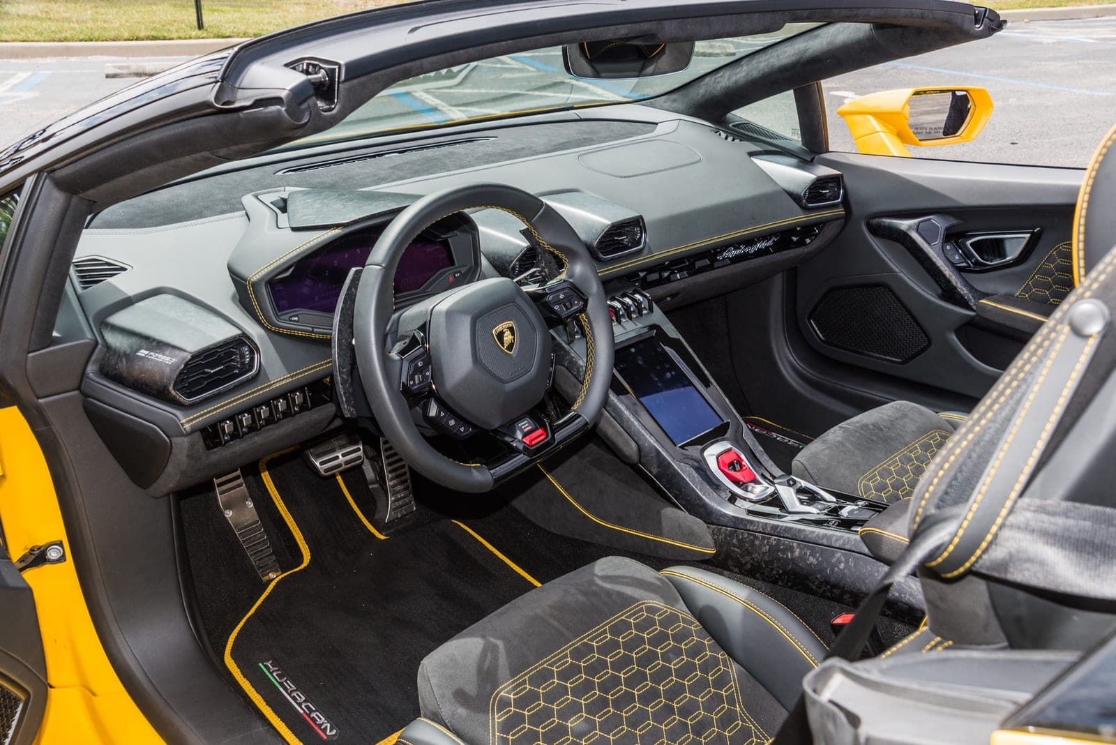 Lamborghini Huracán EVO, Giallo Inti, photo 6 of 11