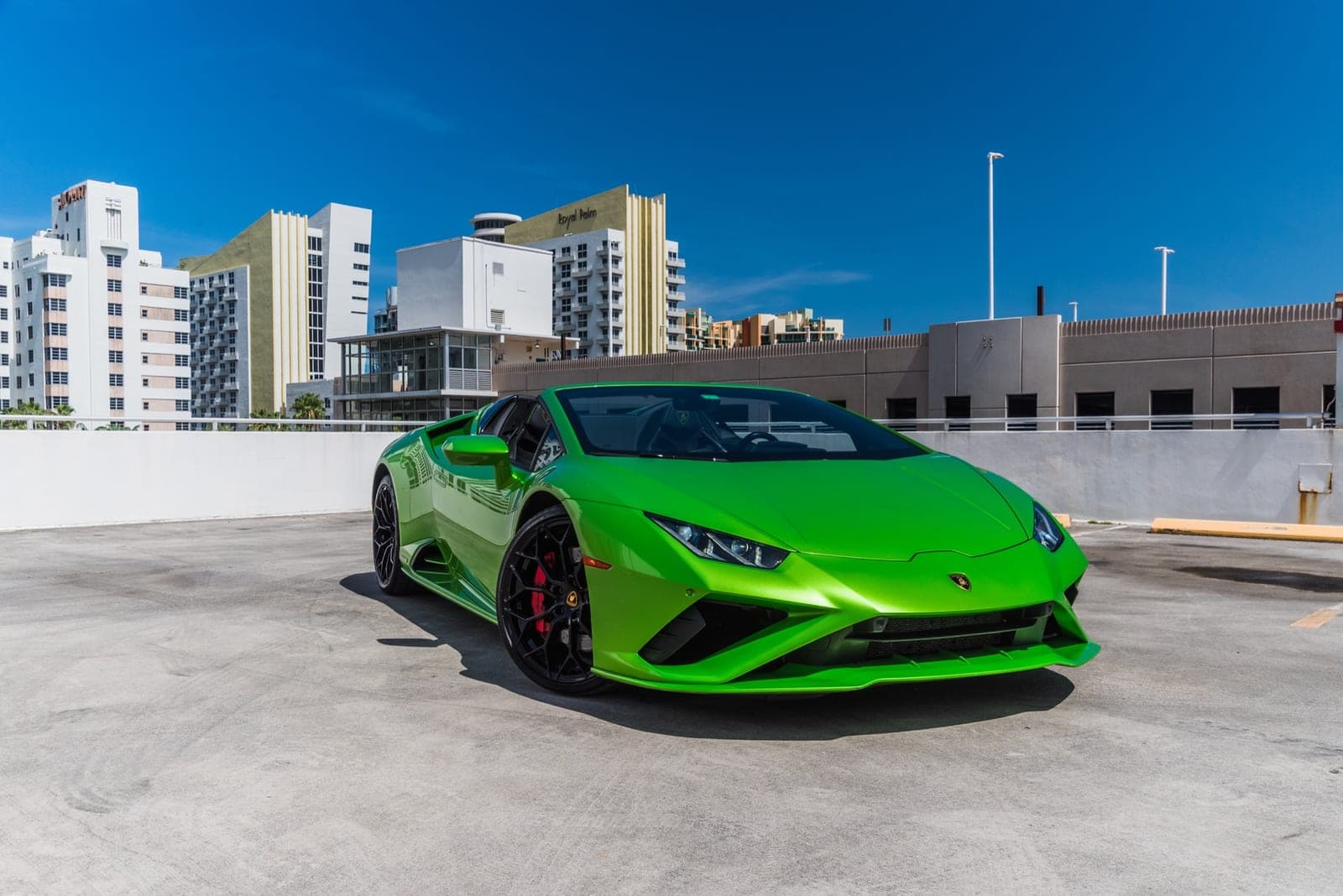 Lamborghini Huracán EVO, Verde Mantis, photo 1 of 9