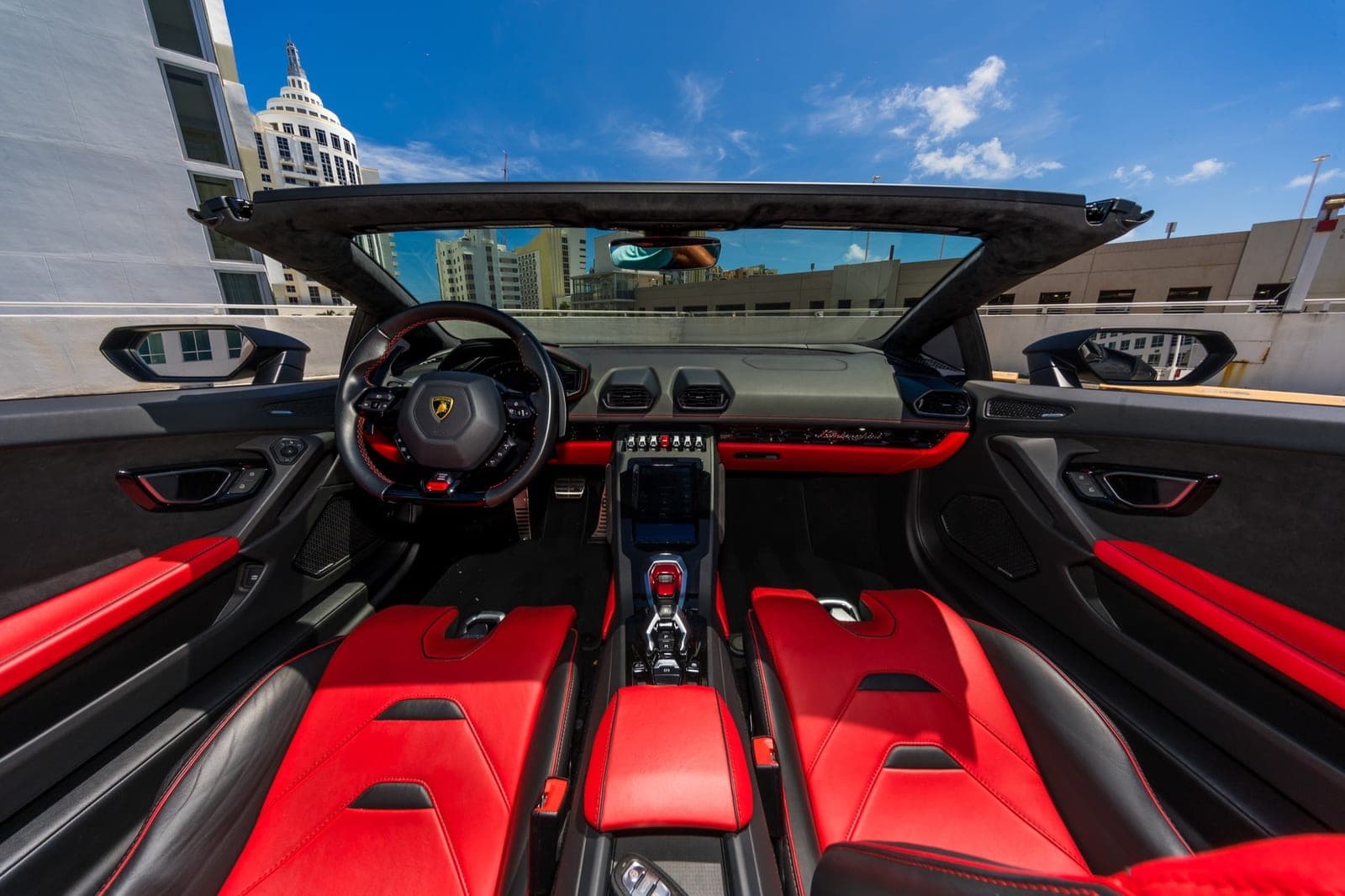 Lamborghini Huracán EVO Spyder, Nero Nemesis over Rosso, photo 6 of 10