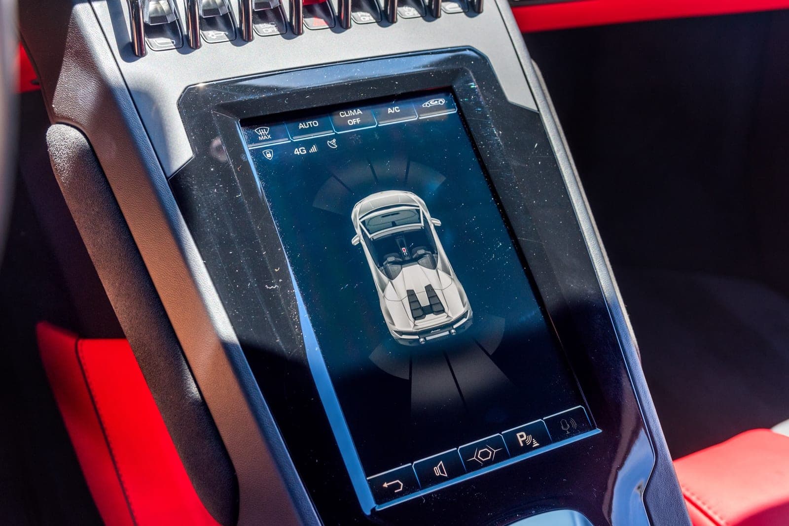 Lamborghini Huracán EVO Spyder, Nero Nemesis over Rosso, photo 9 of 10