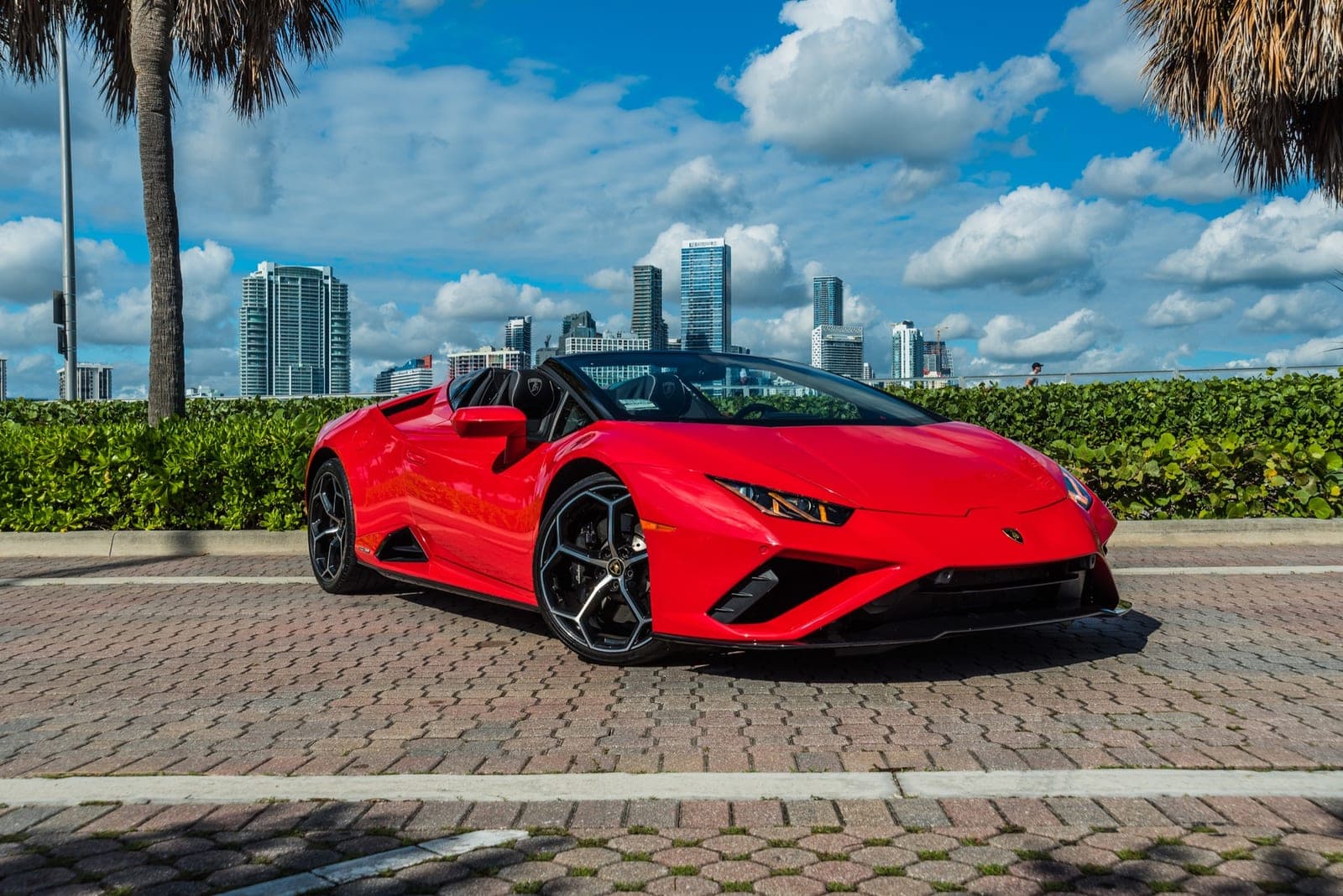 Lamborghini Huracán EVO Spyder, Rosso Mars, photo 1 of 13