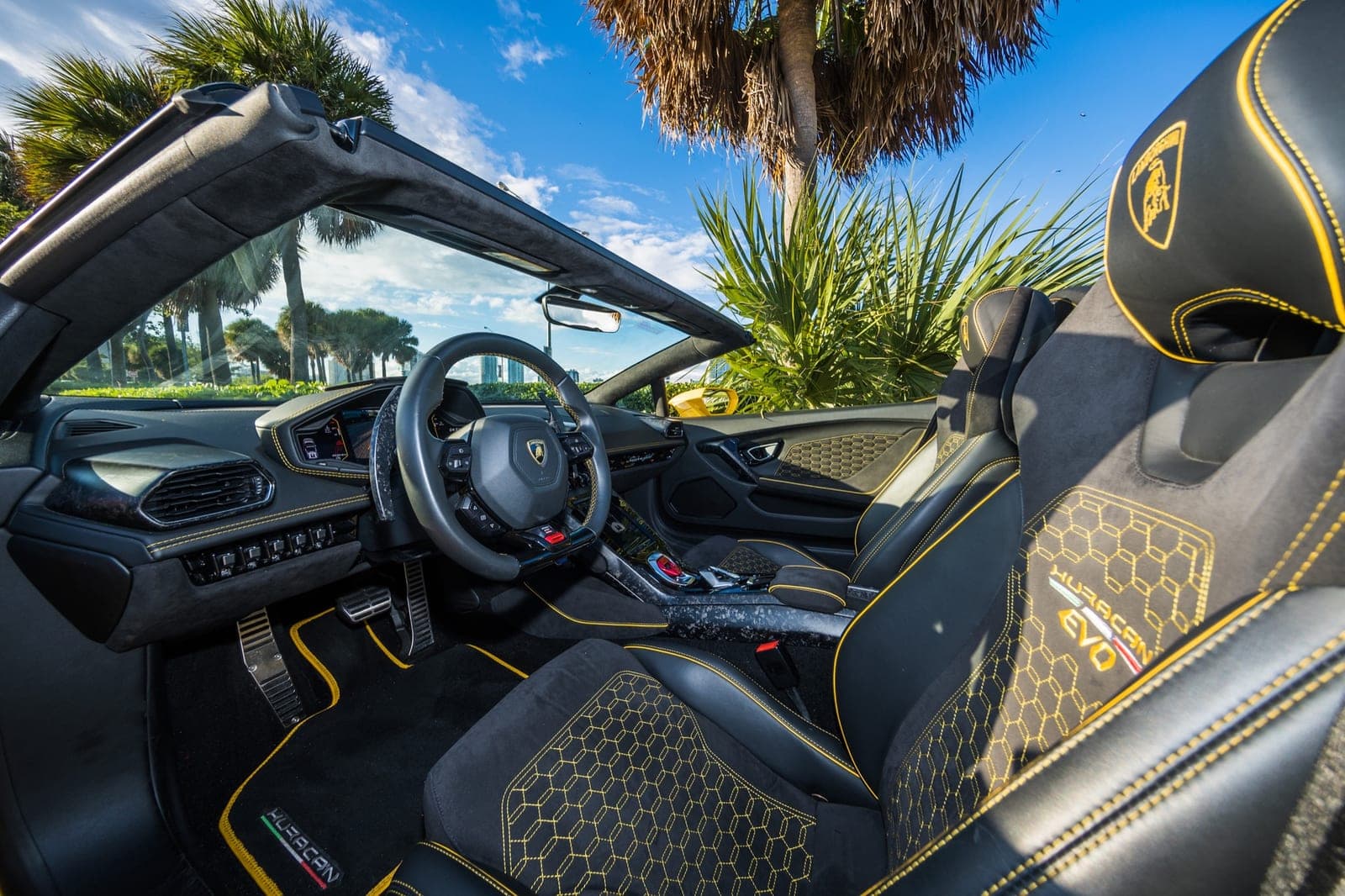 Lamborghini Huracán EVO Spyder, Giallo Belenus, photo 7 of 12