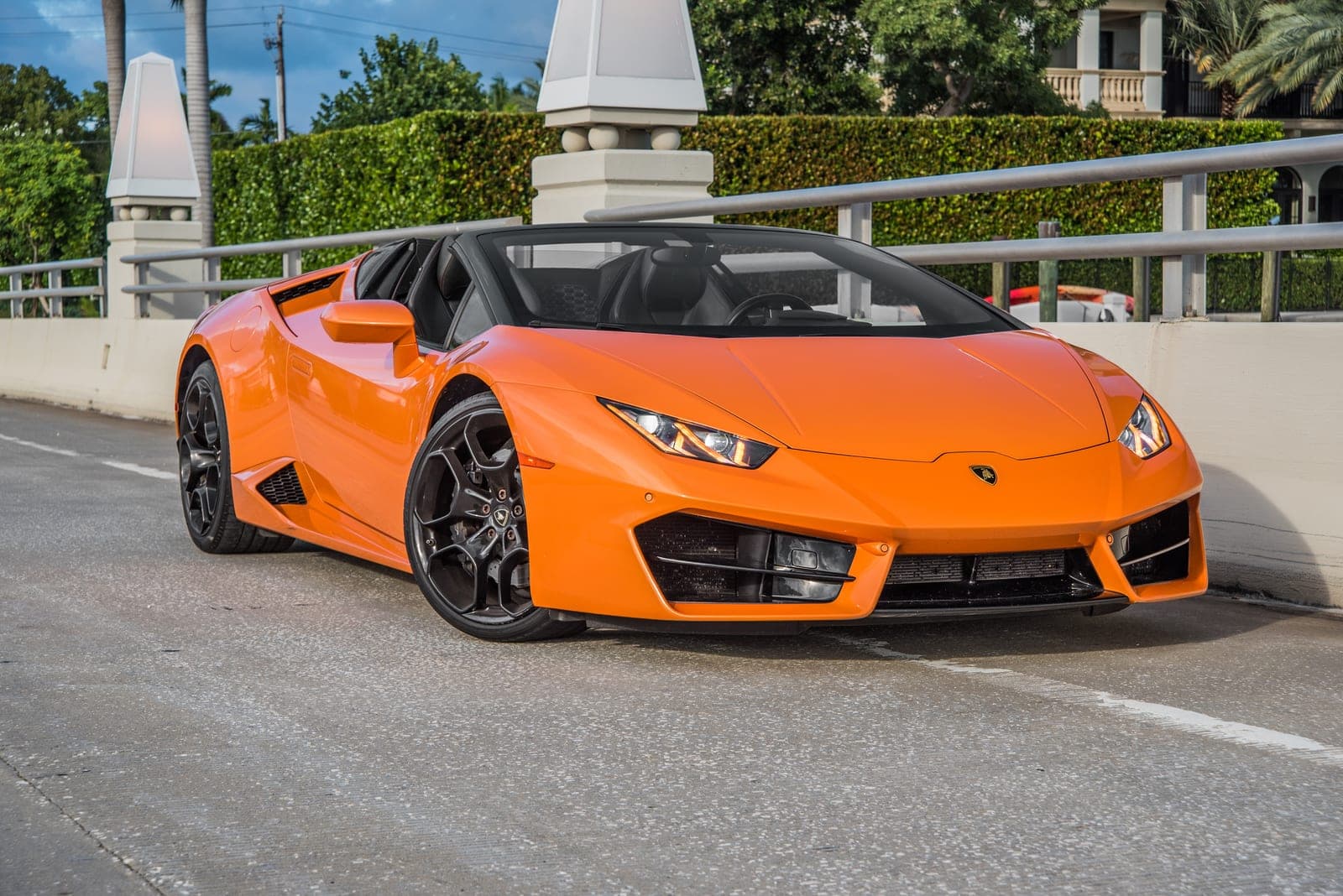 Lamborghini Huracán, Arancio Borealis, photo 1 of 11