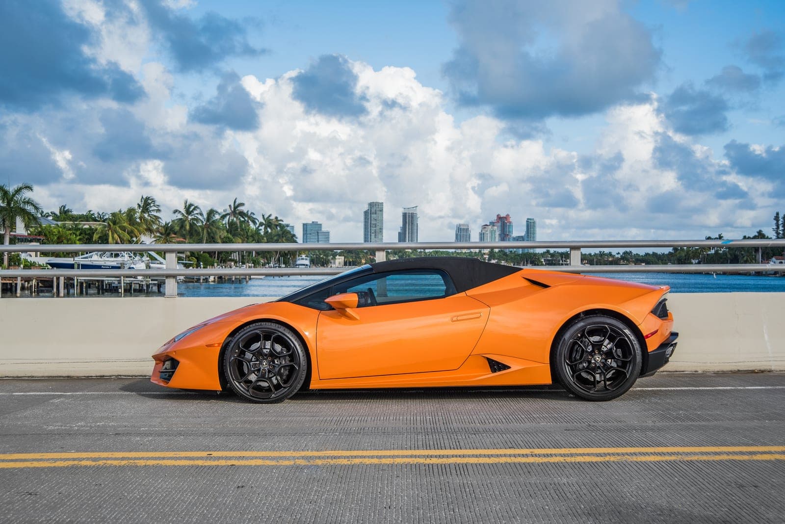 Lamborghini Huracán, Arancio Borealis, photo 4 of 11