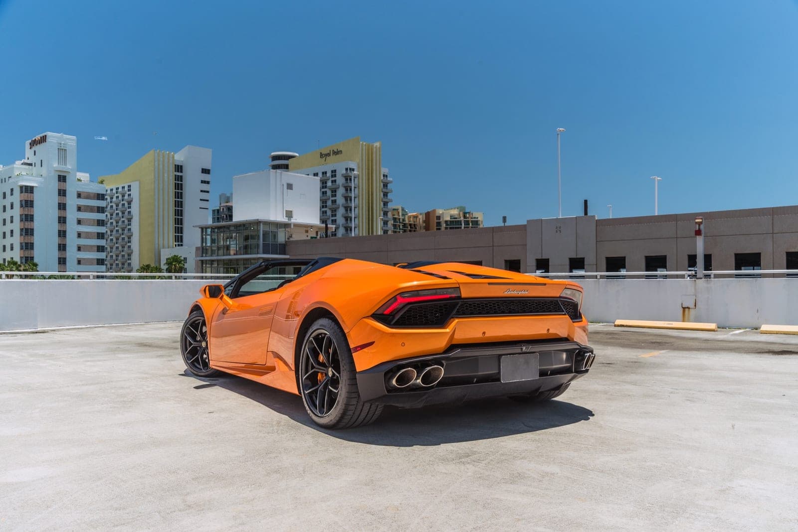 Lamborghini Huracán, Arancio over Nero, photo 7 of 11