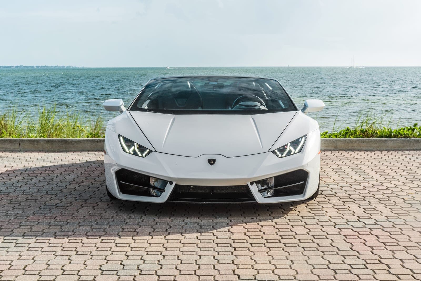 Lamborghini Huracán Spyder, Bianco Monocerus, photo 2 of 11