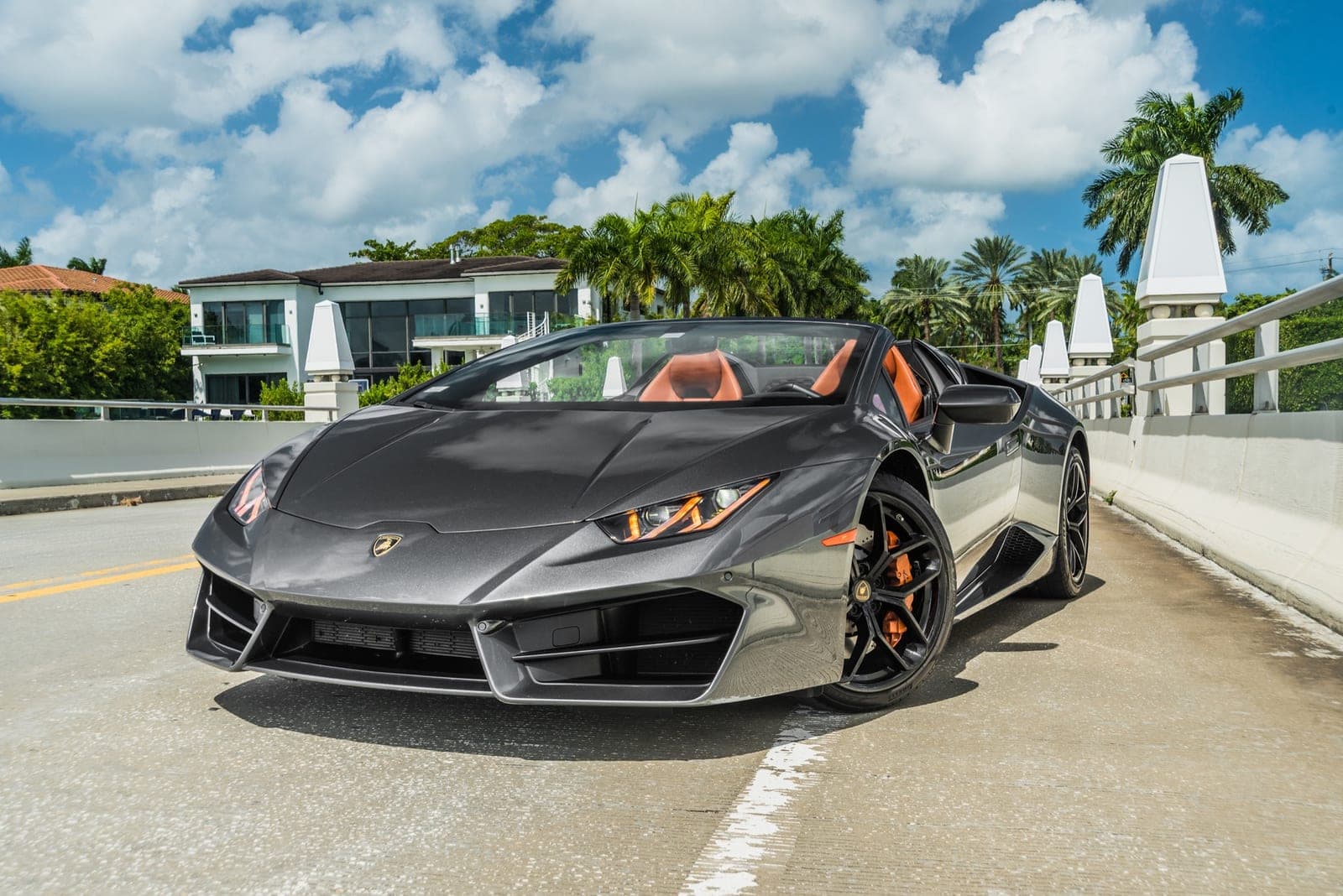 Lamborghini Huracán Spyder, Grigio Nimbus, photo 1 of 10