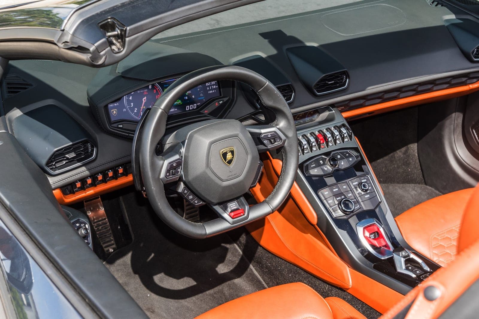 Lamborghini Huracán Spyder, Grigio Nimbus, photo 6 of 10