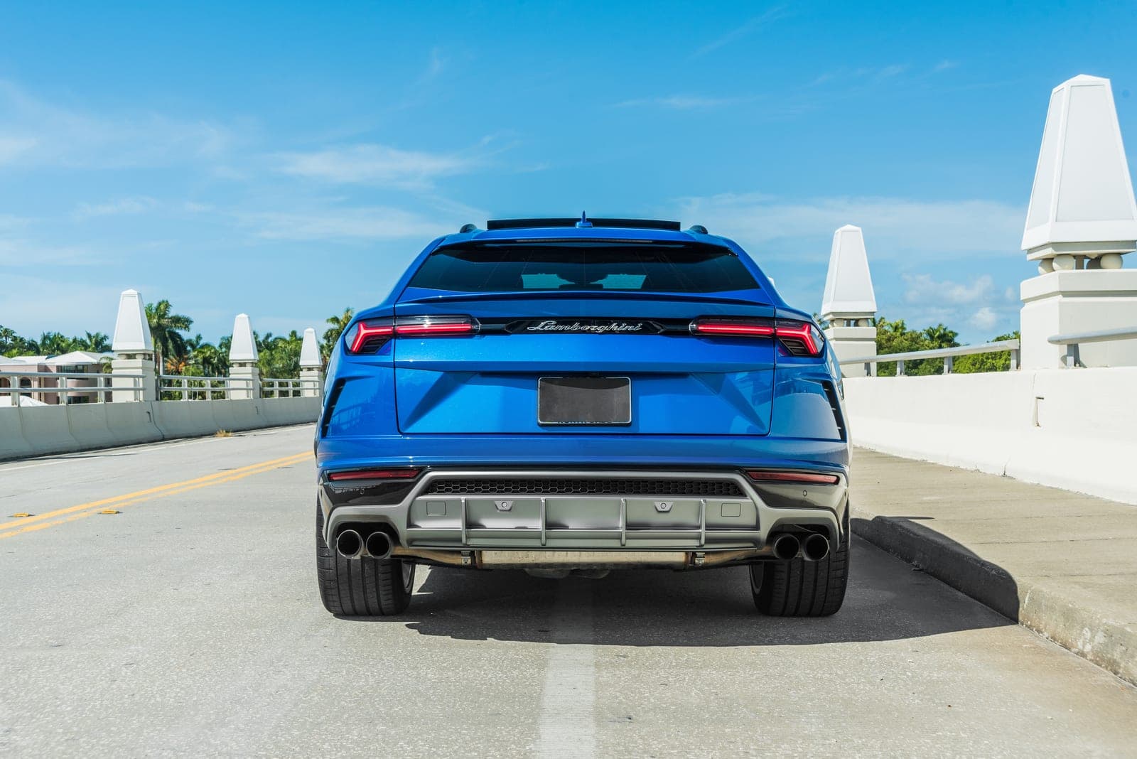 Lamborghini Urus, Blu Eleos, photo 3 of 10
