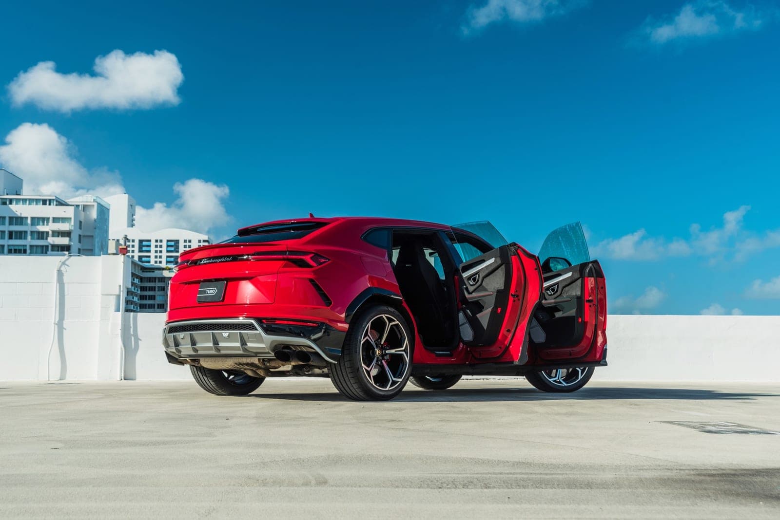 Lamborghini Urus, Rosso Anteros over Nero, photo 4 of 12