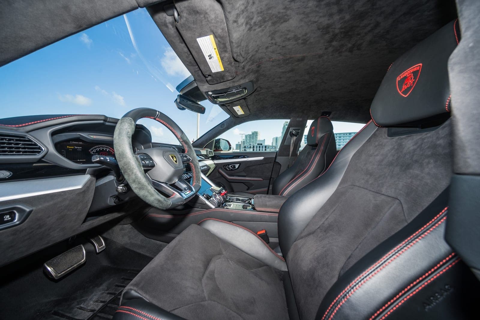 Lamborghini Urus, Rosso Anteros over Nero, photo 8 of 12