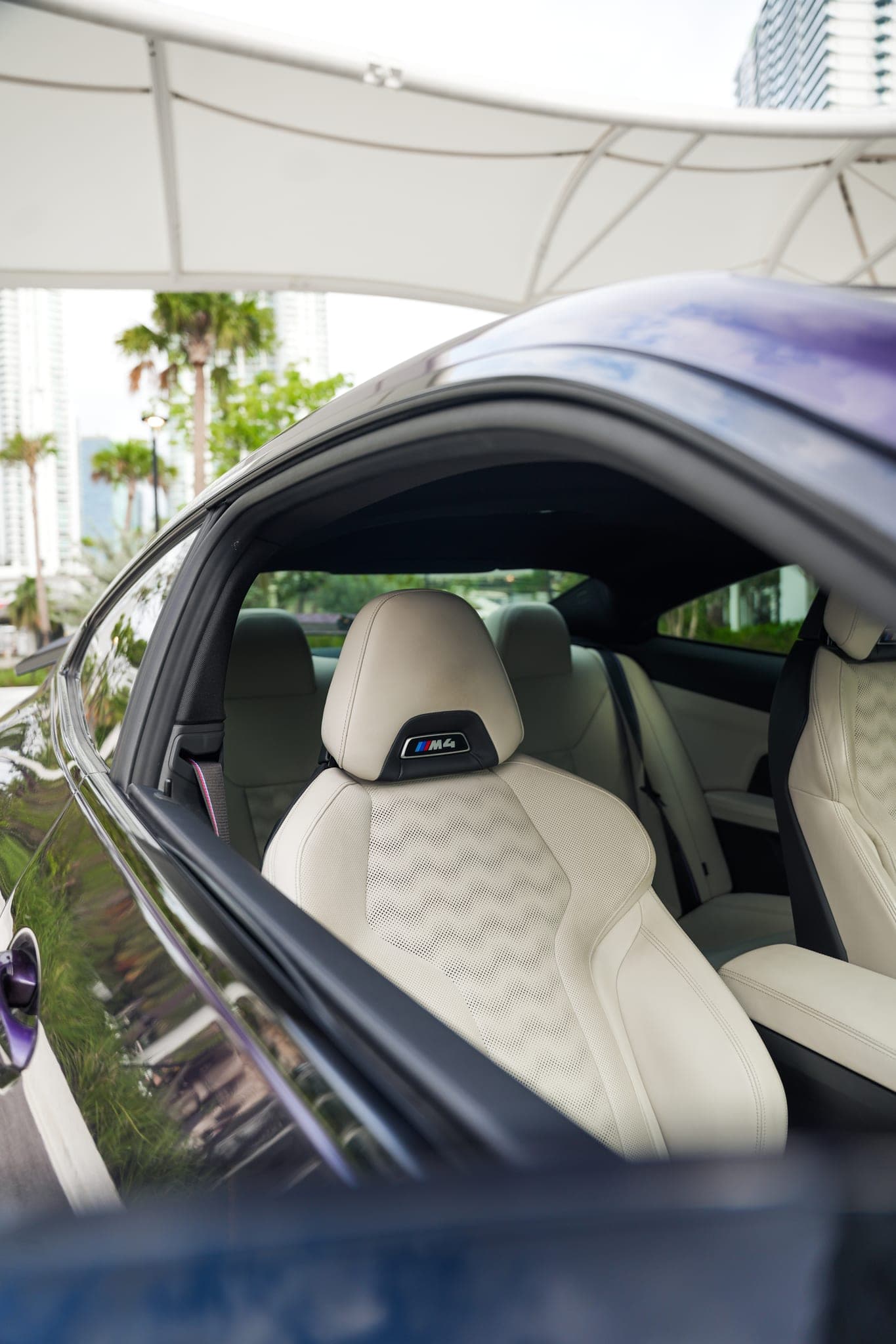 BMW M4 Competition, Individual Violet, photo 6 of 11