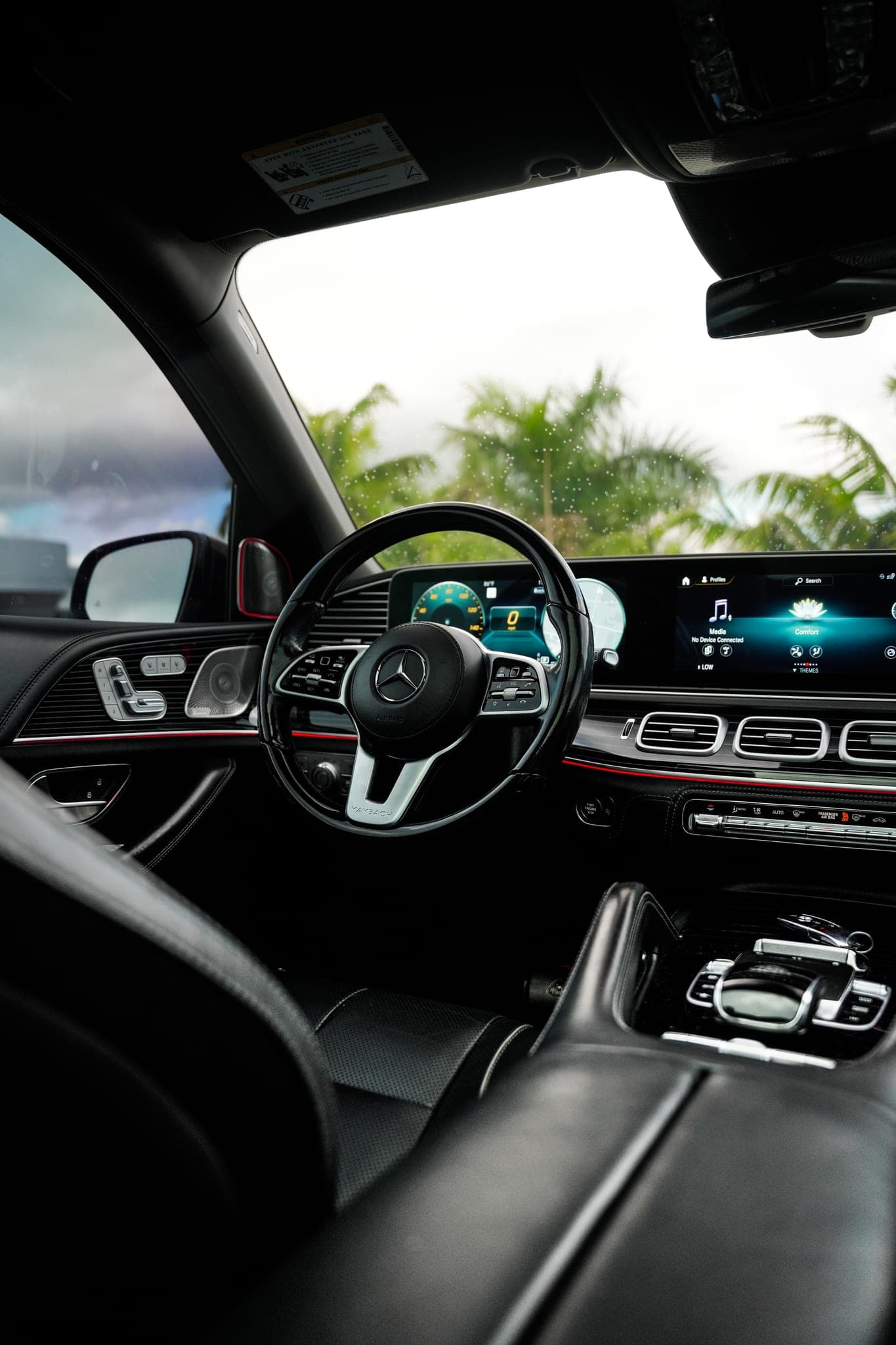 Mercedes-Maybach GLS 600, Matte Black, photo 2 of 7