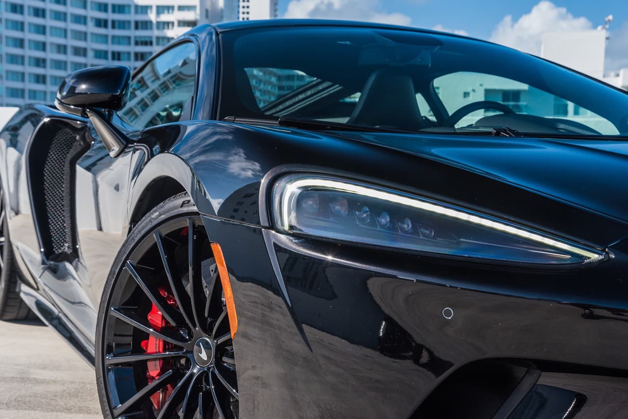 McLaren GT, Onyx Black, photo 10 of 11