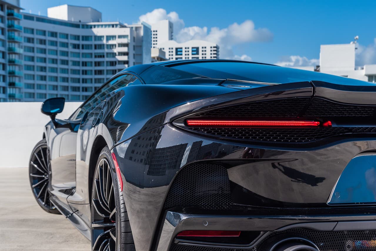 McLaren GT, Onyx Black, photo 11 of 11
