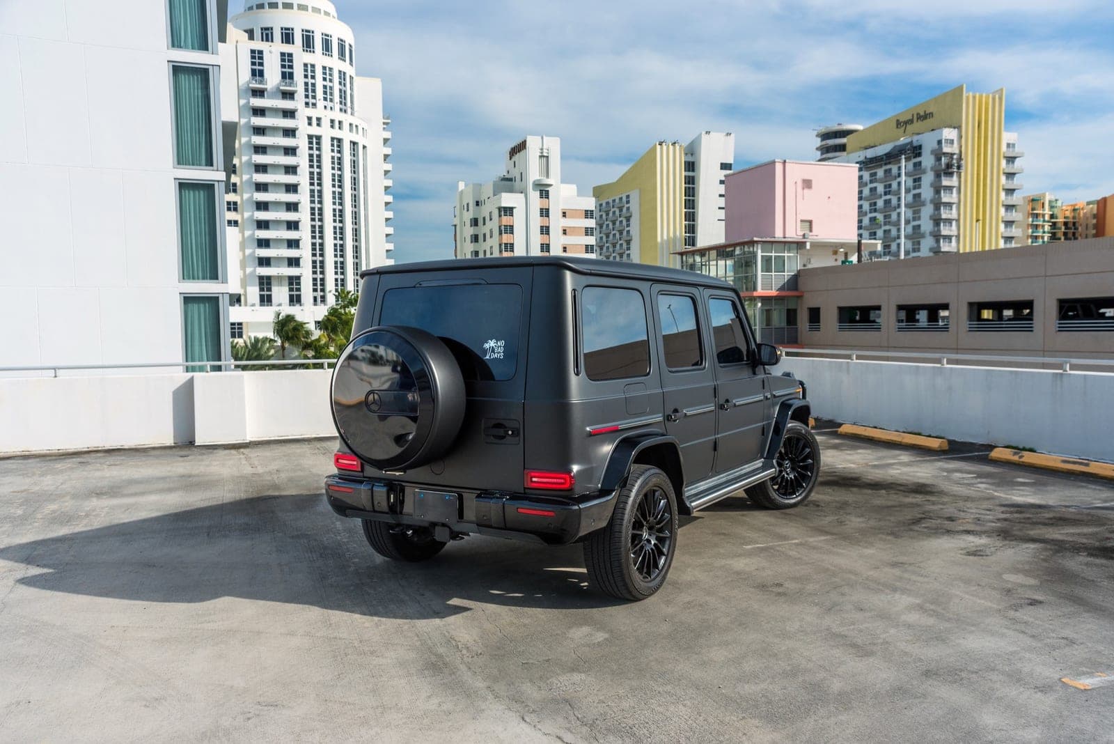 Mercedes-Benz G550, Obsidian Black, photo 4 of 8