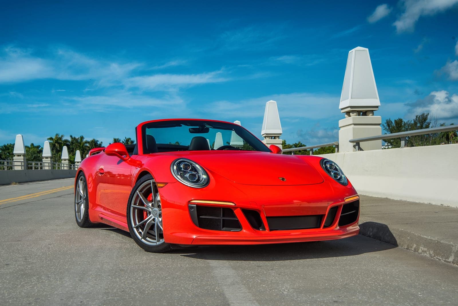Porsche 911 Carrera S Cabriolet, Guards Red, photo 1 of 10