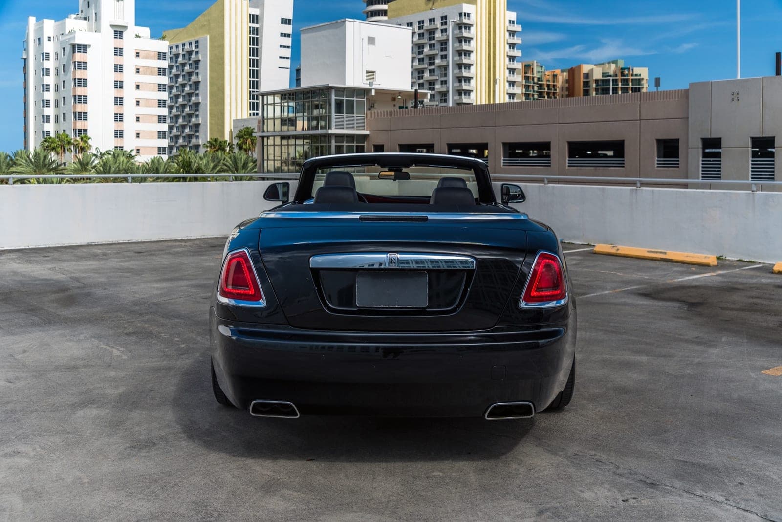 Rolls-Royce Dawn, Black over Black, photo 7 of 12