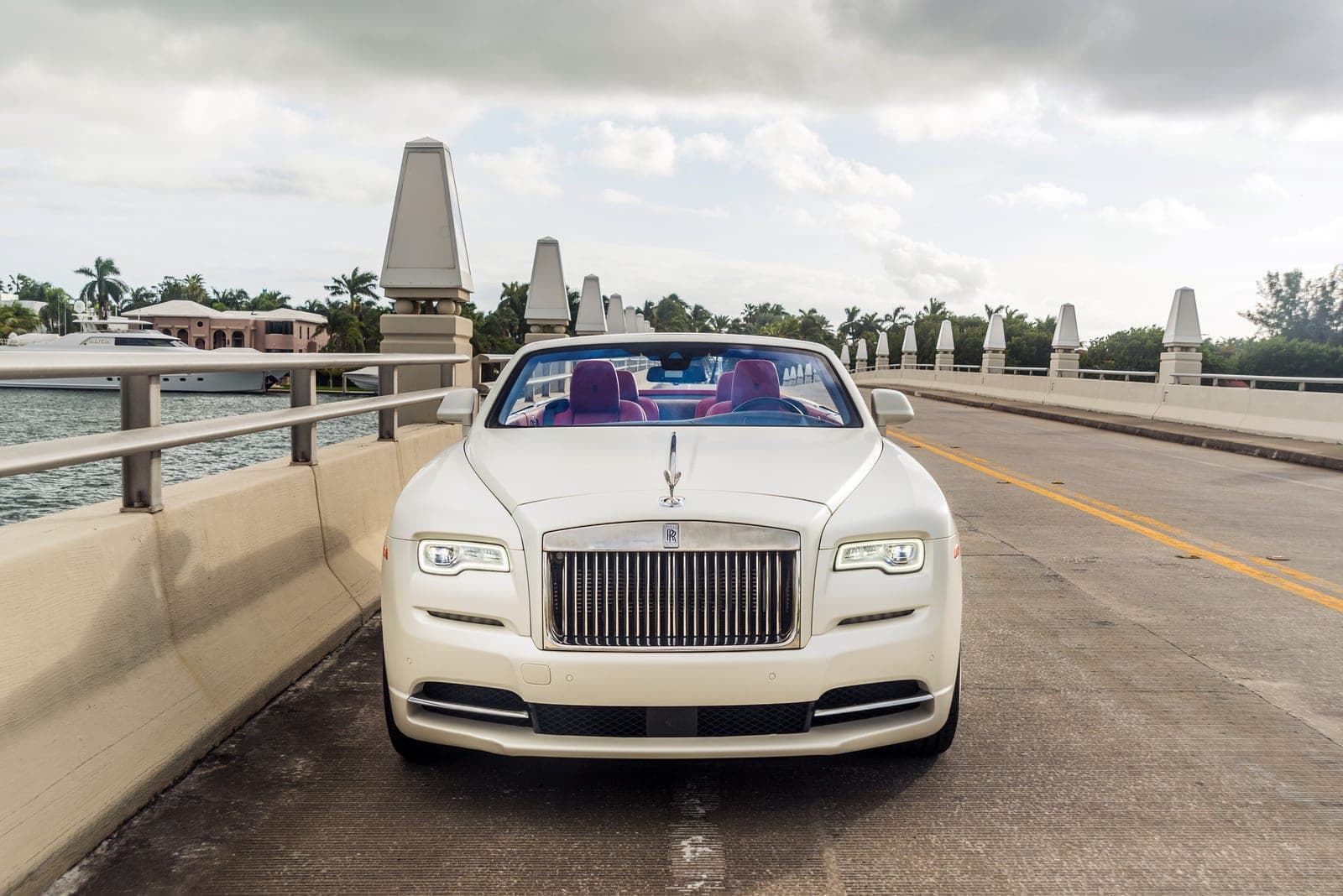 Rolls-Royce Dawn, Satin White, photo 2 of 13