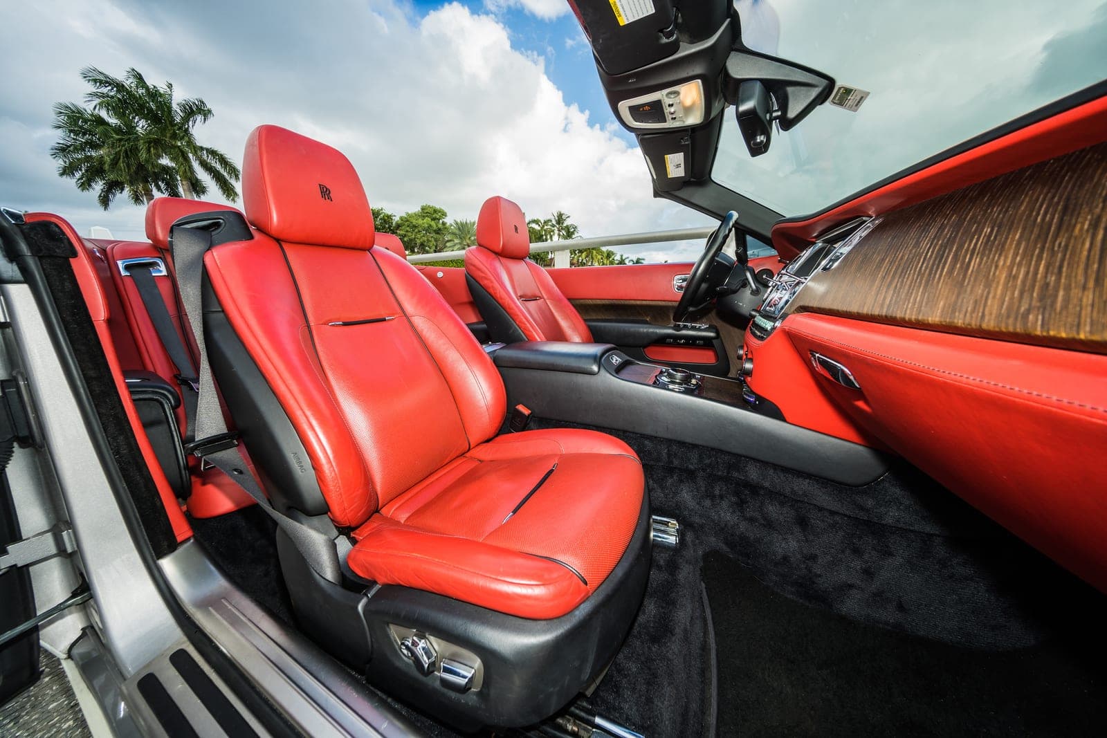Rolls-Royce Dawn, Satin White, photo 9 of 13