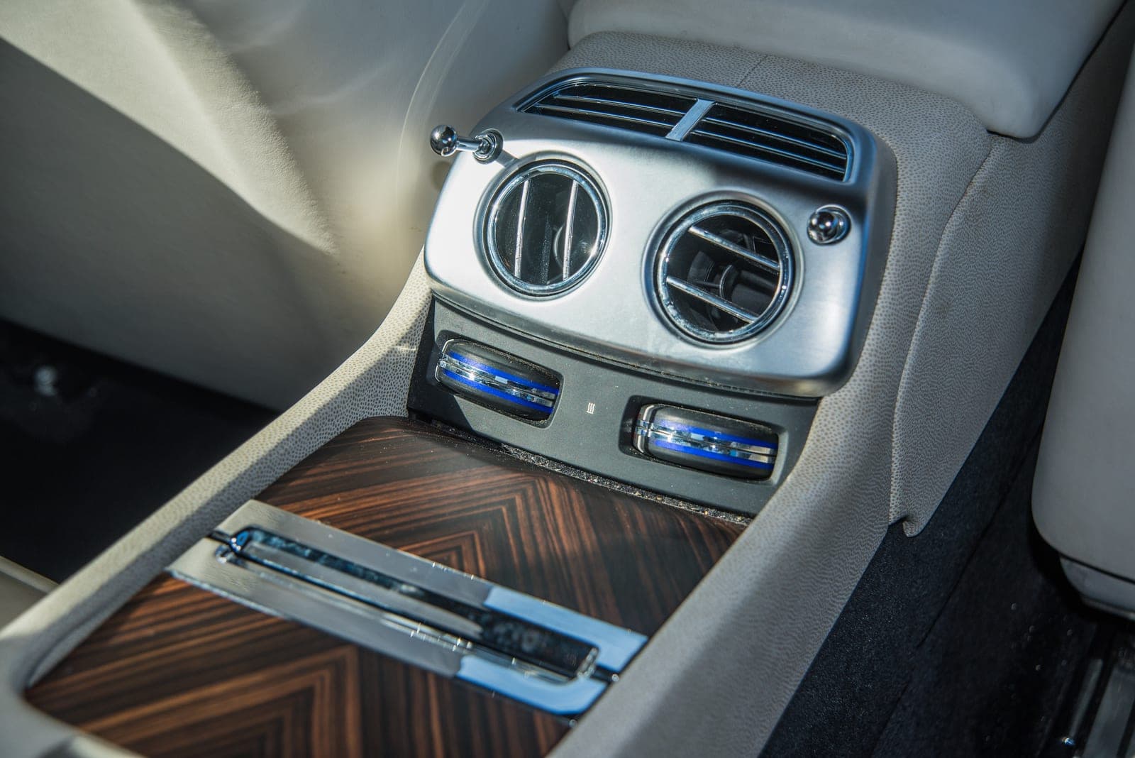 Rolls-Royce Wraith, Black Diamond, photo 10 of 15