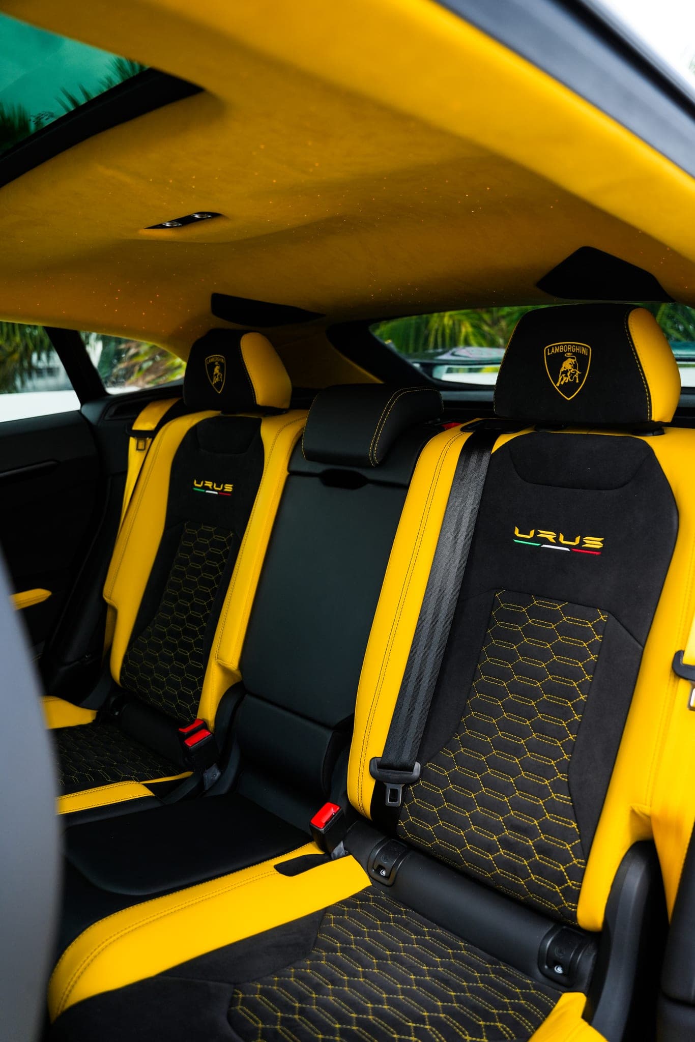 Lamborghini Urus Widebody, Giallo Auge, photo 5 of 9
